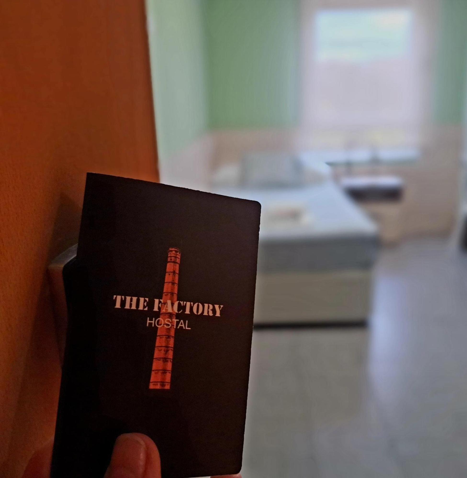 The Factory Residence Hall Segovia Bagian luar foto
