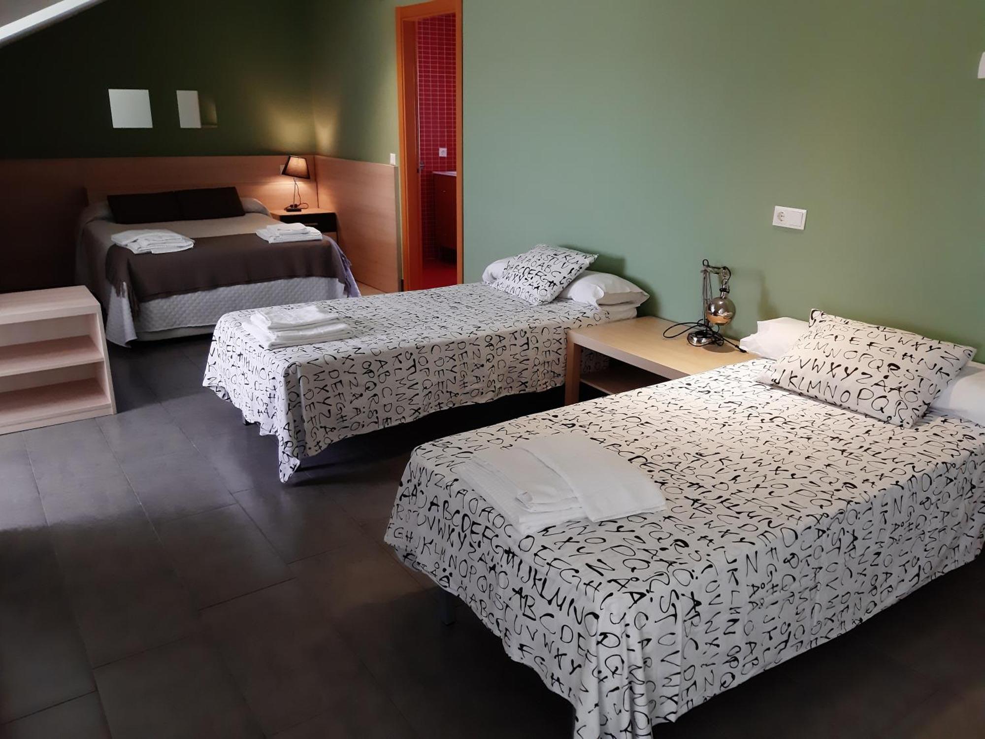The Factory Residence Hall Segovia Bagian luar foto