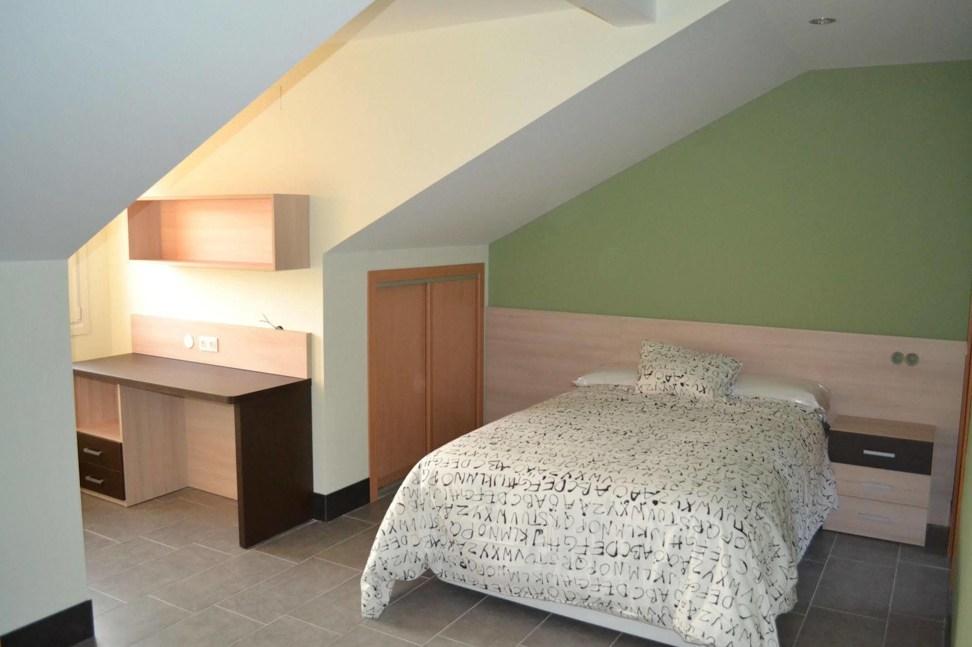 The Factory Residence Hall Segovia Bagian luar foto